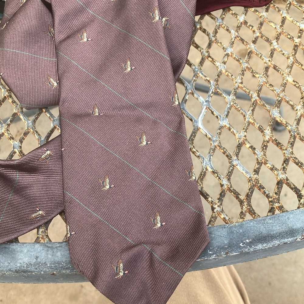 FINAL MARKDOWN Handcrafted vintage tie